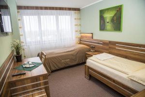 _worker02_medium_2123_68ba294f-32dc-4806-824f-533f104e409a