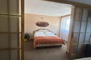 _worker02_medium_2123_e98bc214-8da7-4e36-9562-a0edc0c61bae