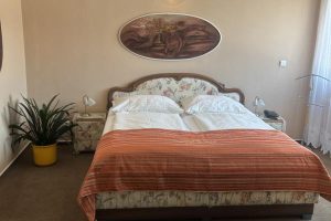 _worker02_medium_2123_f769d7ae-123b-4b35-9255-b2462d15049d